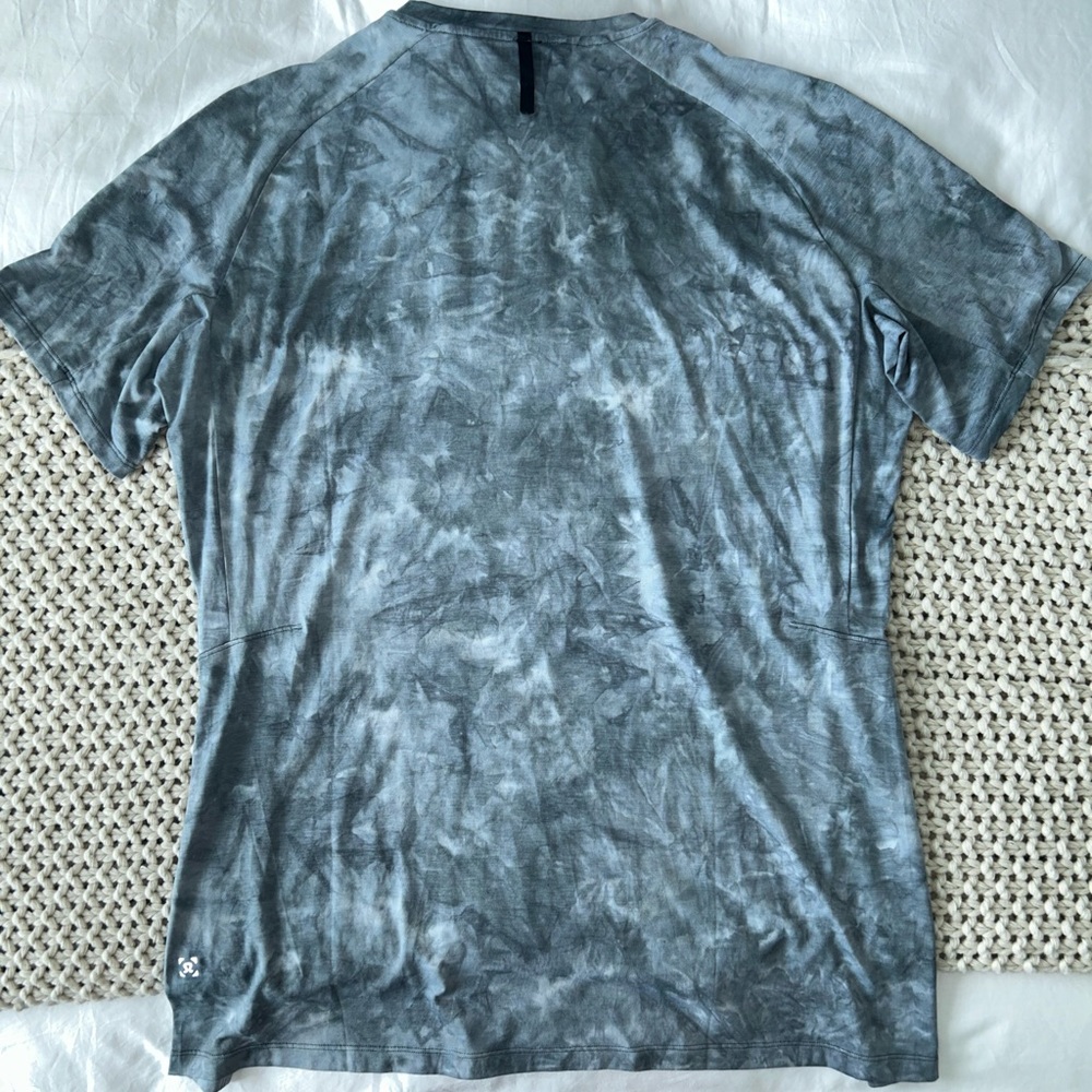 Lululemon Always Agile Short Sleeve Shirt - Picture 2 of 2
